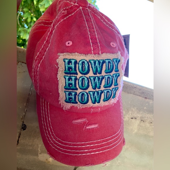Howdy Western Ball Cap - Picture 1 of 1